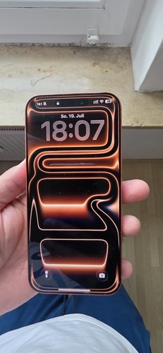 Apple iphone pro - max, orange